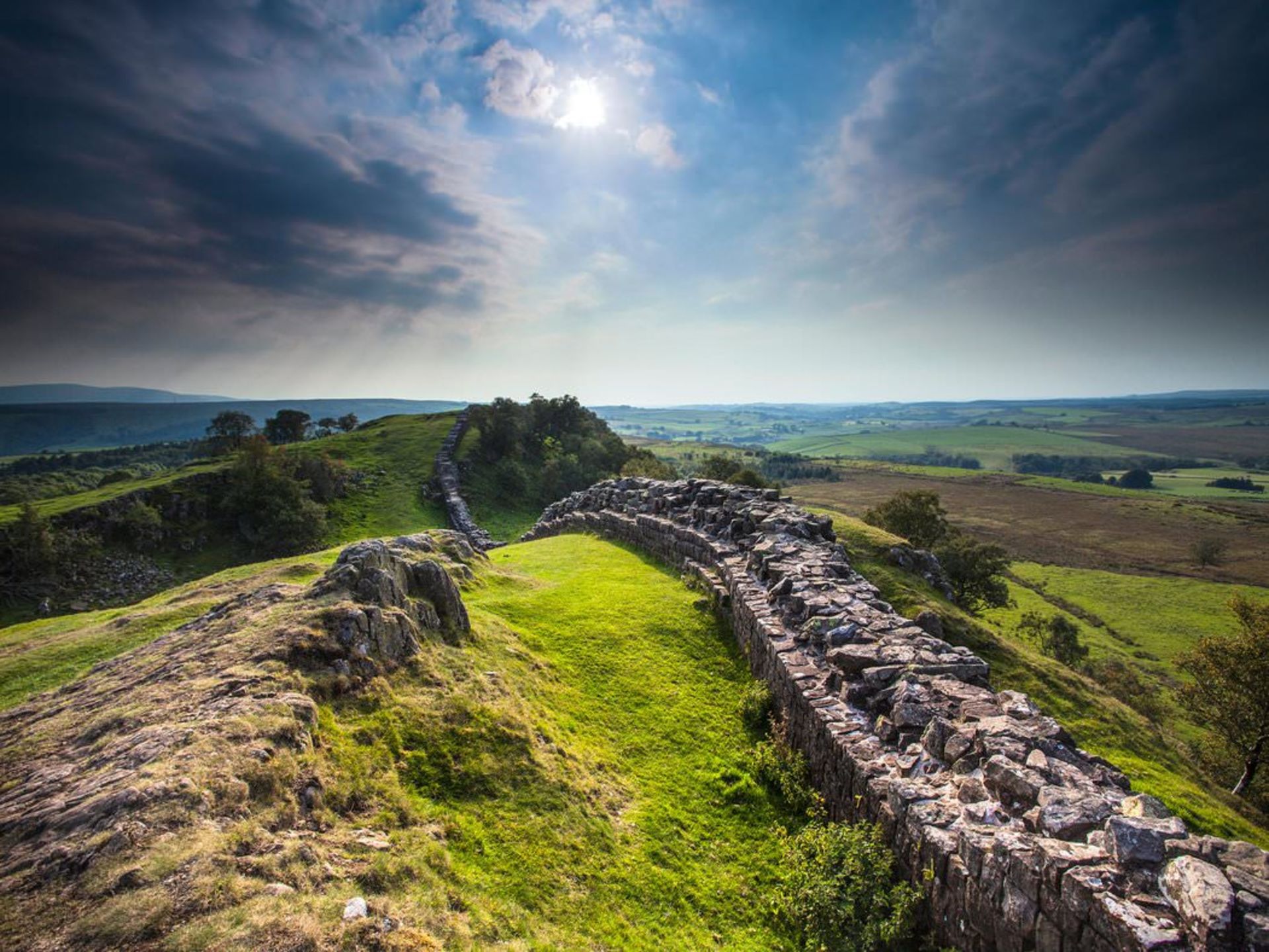 2015-06-2015-05-15-1431721266-6765011-1554bc10e560358cc3c6e447f_intl_natl_parks_northumberland_2015_cr_loopimagesltdalamy