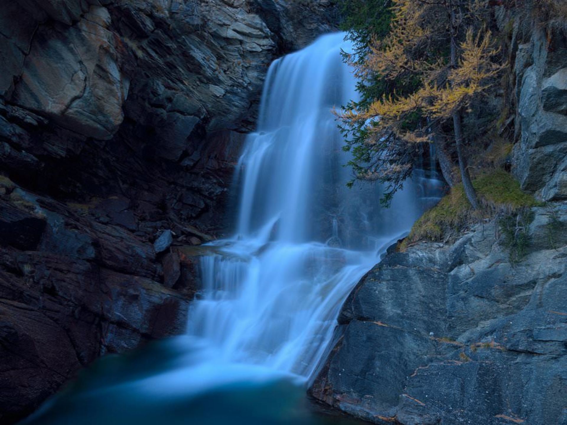 2015-06-2015-05-15-1431721341-8796889-3554bc4db560358cc3c6e4568_intl_natl_parks_gran_paradiso_italy_2015_cr_imagebroker_alamy