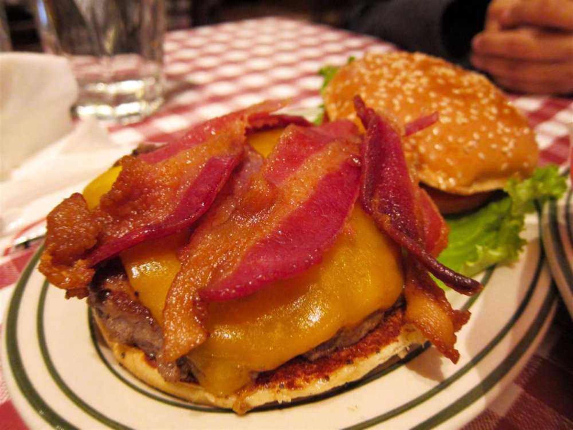 2015-06-50-bills-bar-and-burger-new-york-new-york