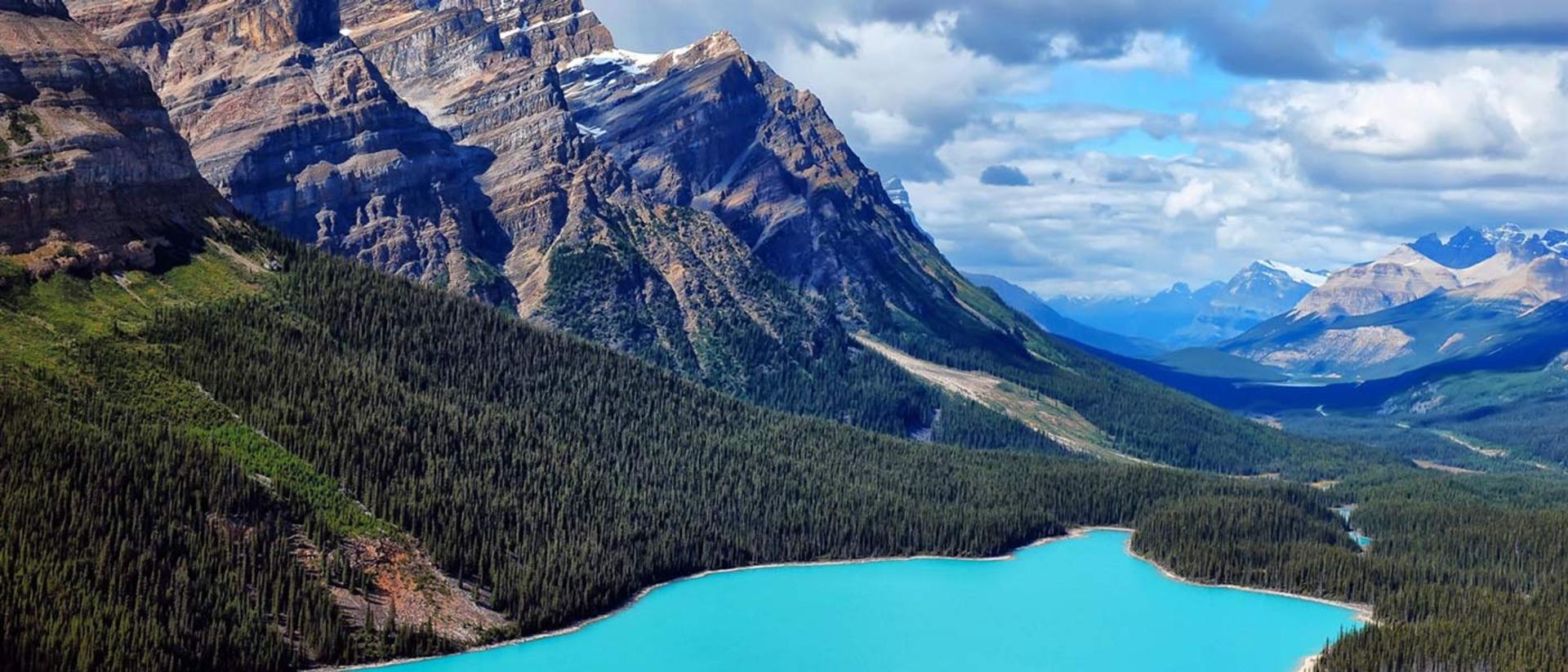 2015-06-canada-nature-scenery-mountain-lake-forest_1600x900
