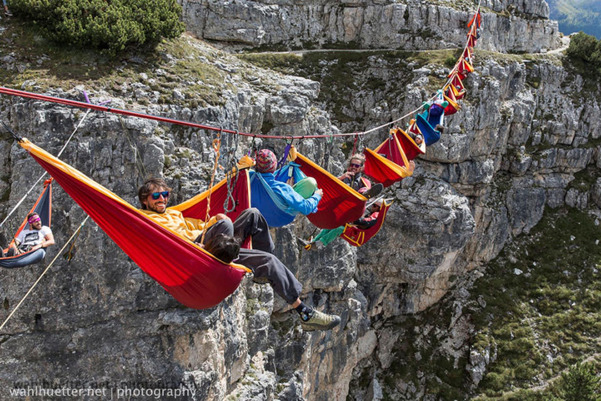 2015-06-inique-festivals-around-the-world-hightline-meeting-festival-2__880