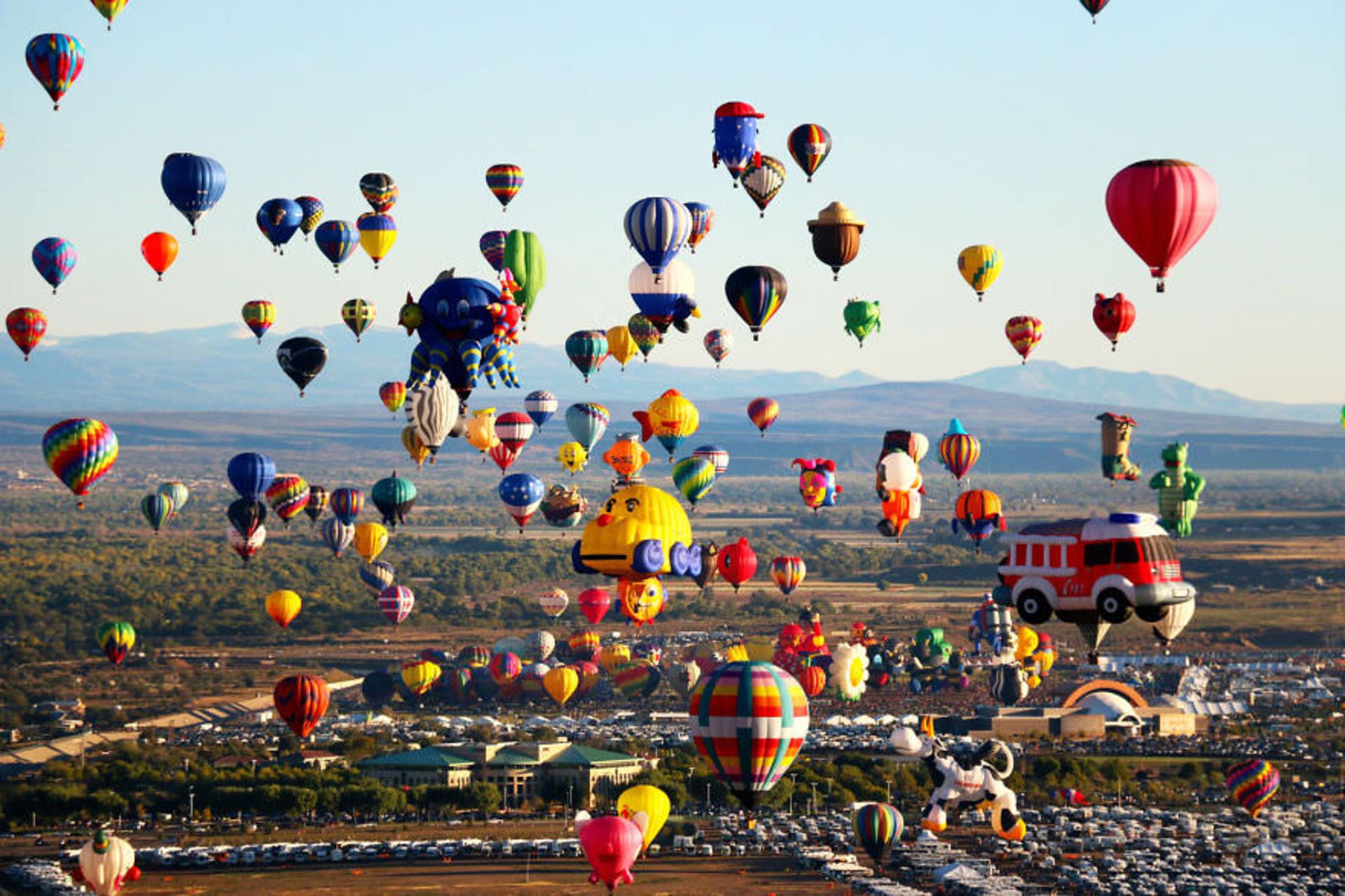 2015-06-unique-festivals-around-the-world-albuquerque-international-balloon-fiesta__880