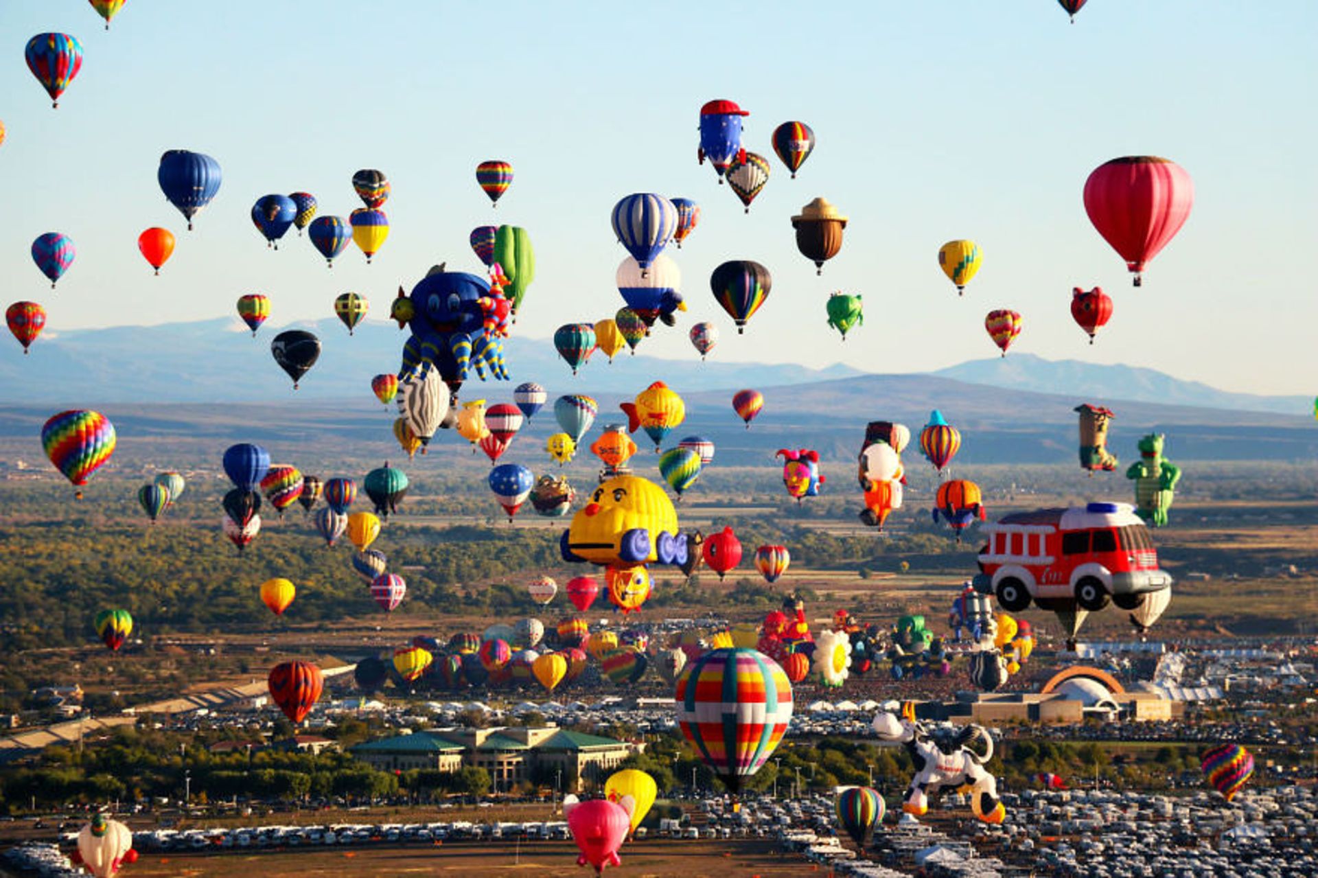 2015-06-unique-festivals-around-the-world-albuquerque-international-balloon-fiesta__880