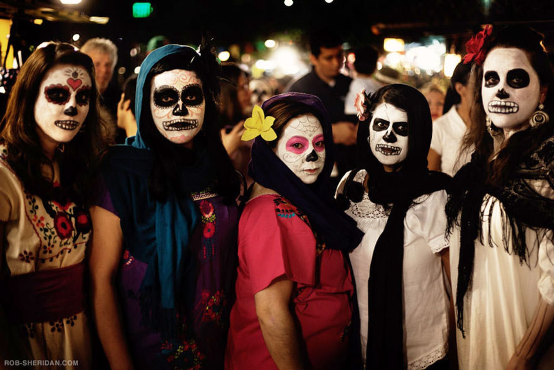 2015-06-unique-festivals-around-the-world-dia-de-los-muertos-rob-sheridan-3