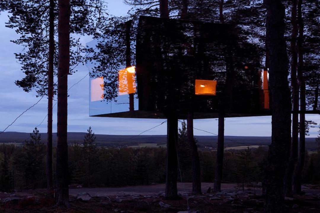 2015-06-unusual-themed-hotels-16__8801