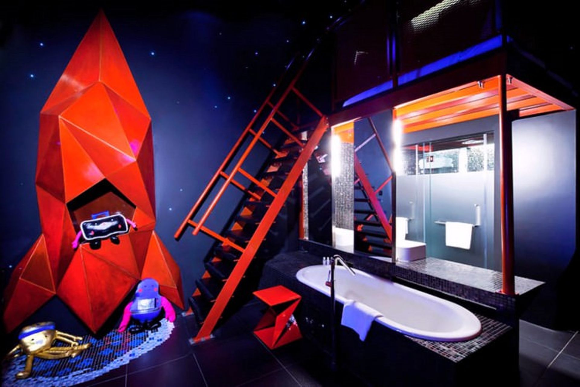 2015-06-unusual-themed-hotels-22-1__8801