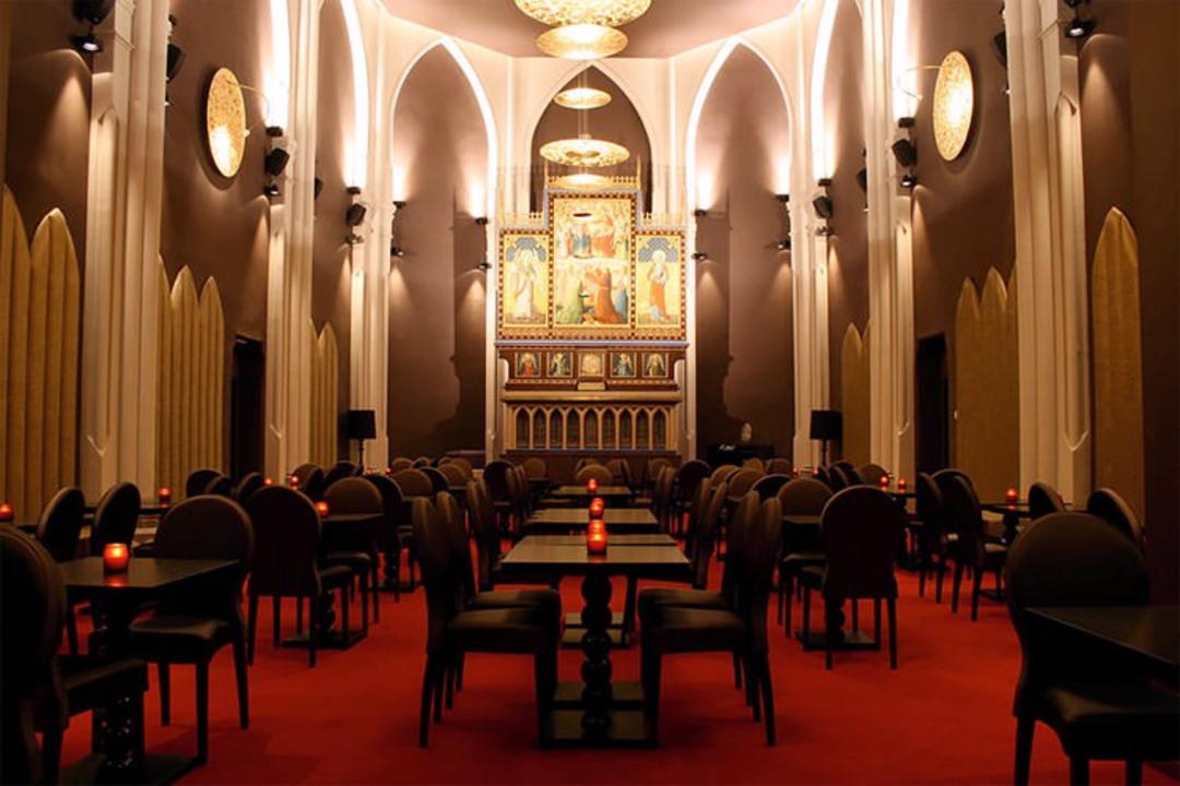 2015-06-unusual-themed-hotels-23-31