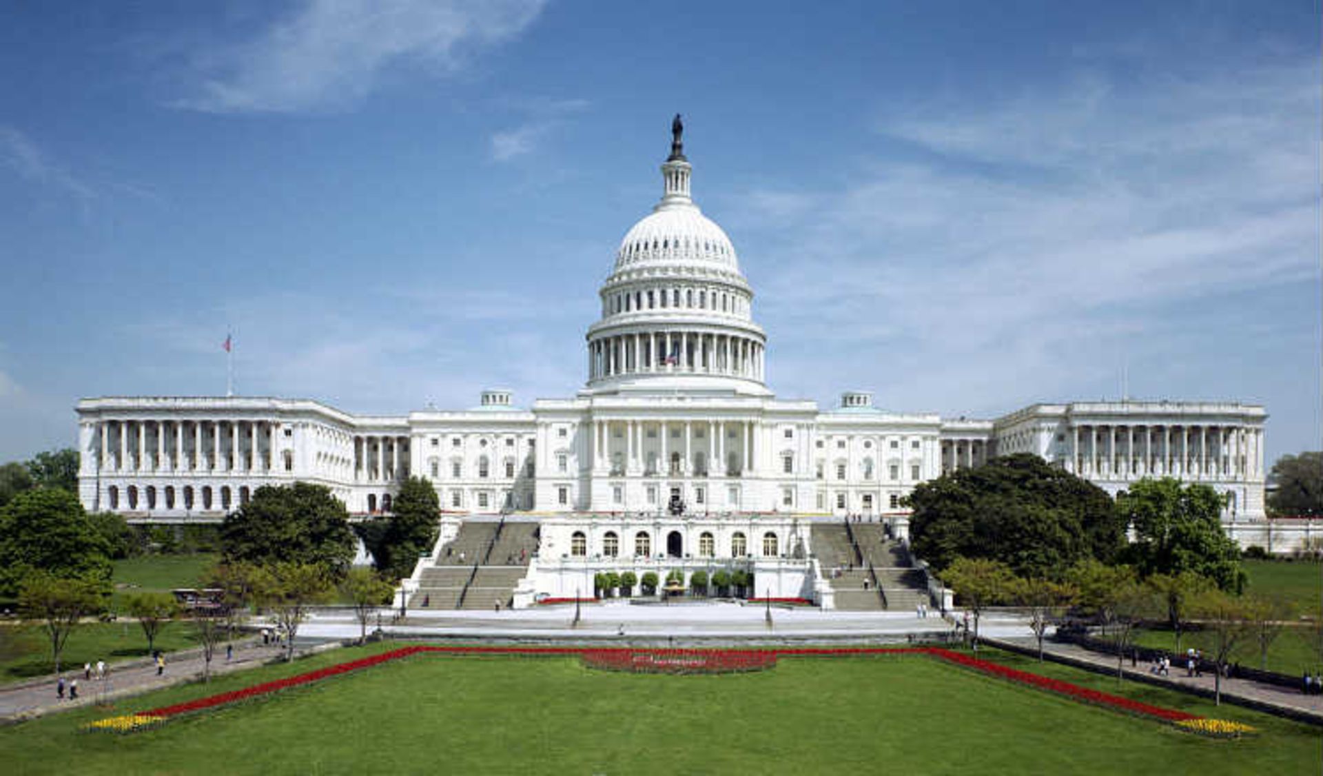2015-07-1280px-united_states_capitol_-_west_front