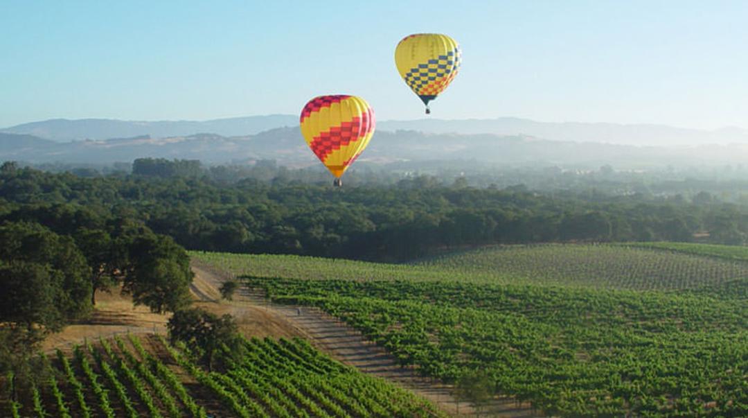 2015-07-3302-3353_sip-and-soar-though-napa-valley-main