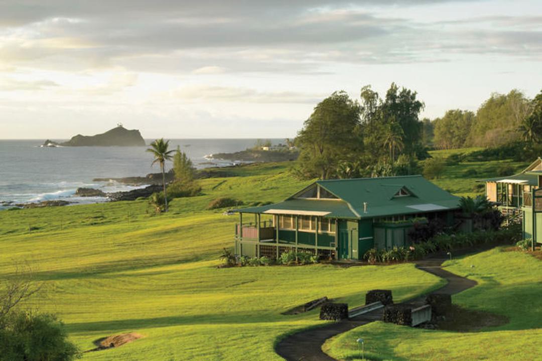 2015-07-53dabaf96dec627b149fe9b9_travaasa-hotel-hana-maui-maui-hawaii-103864-1