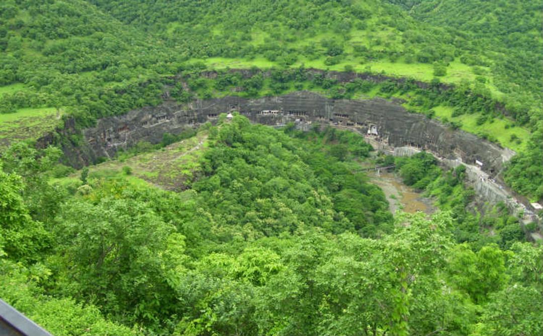 2015-07-ajanta_viewpoint