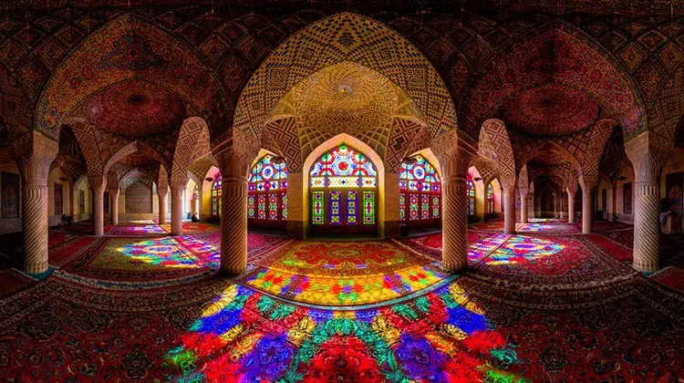 تاثیر معماری بر روح-معماری اسلامی