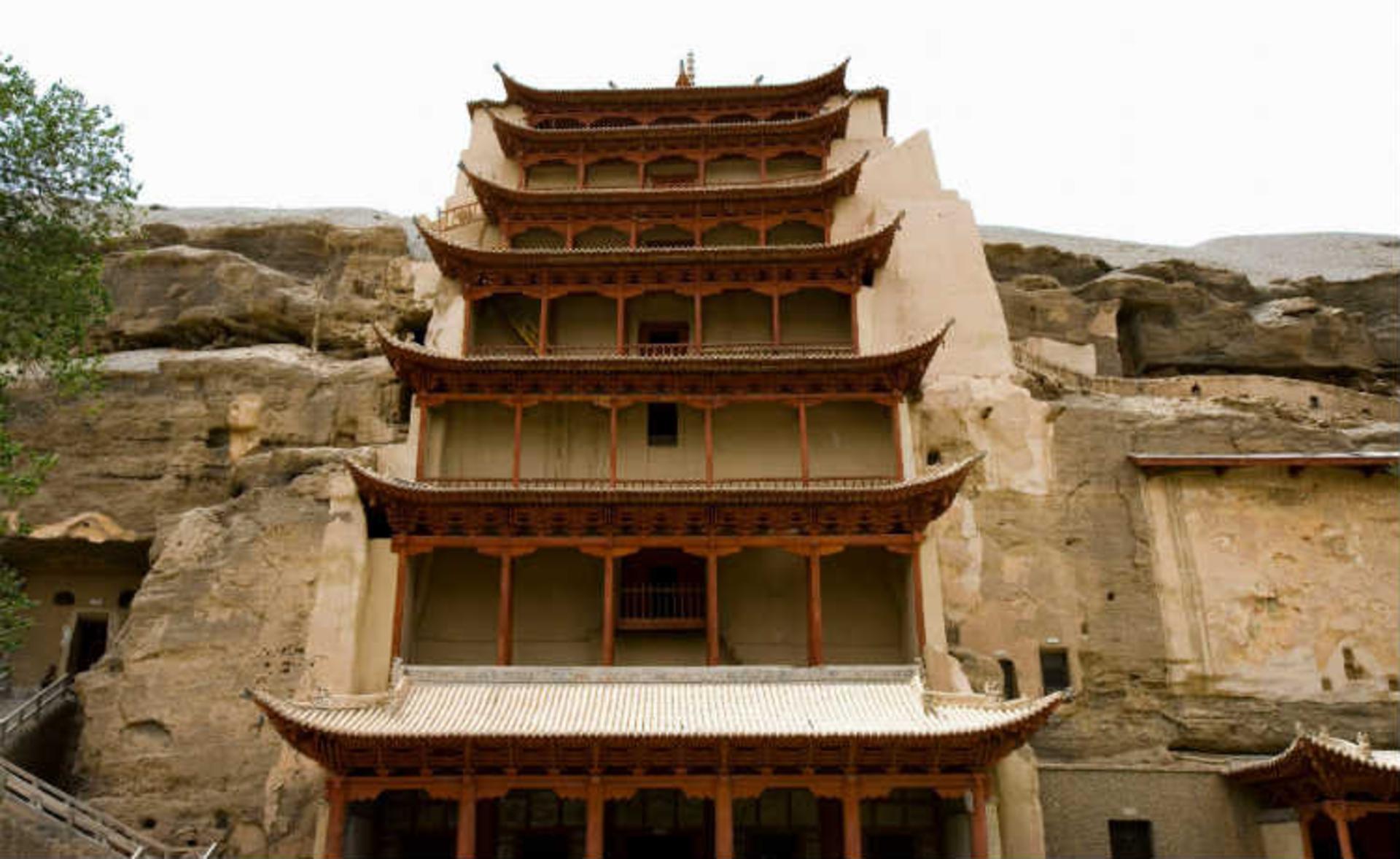 2015-07-dunhuang_mogao_caves____jiuquan__gansu___china