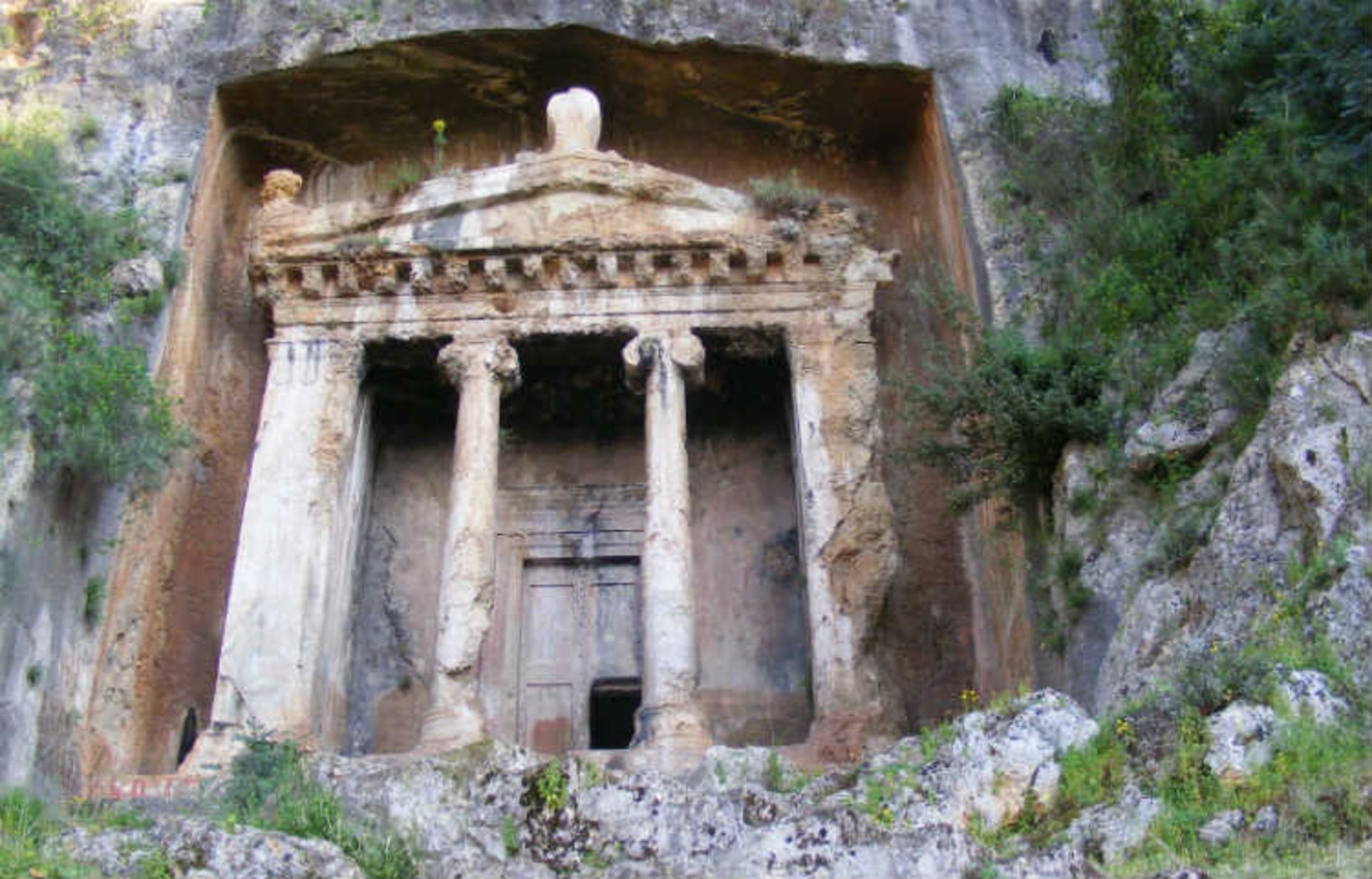 2015-07-fethiye-rock-tombs-amyntas-lycian