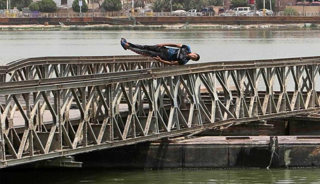 2015-07-iraqheatwavediving