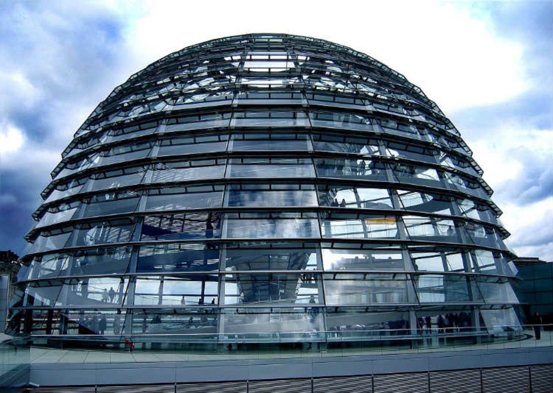 2015-07-reichstag-berlin