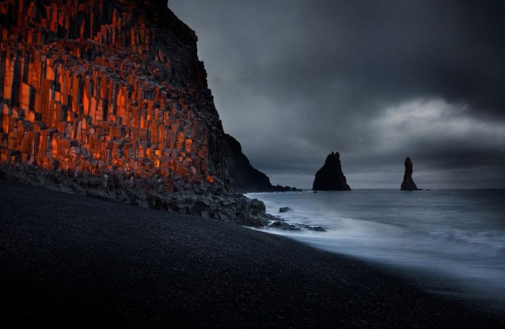 2015-07-reynisdrangar-13