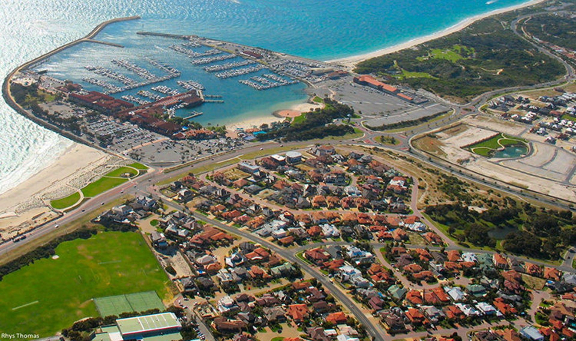 2015-07-sorrento_and_hillarys_1