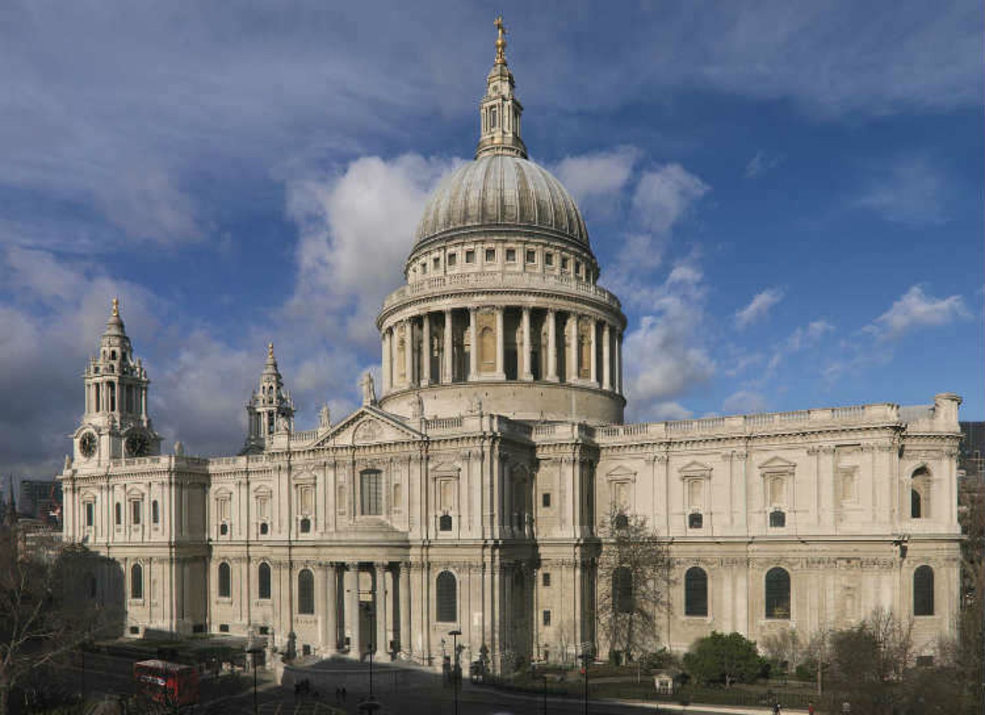 2015-07-st.-pauls-cathedral