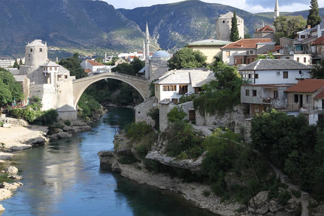 2015-07-stari-most-mostar-bosnia12
