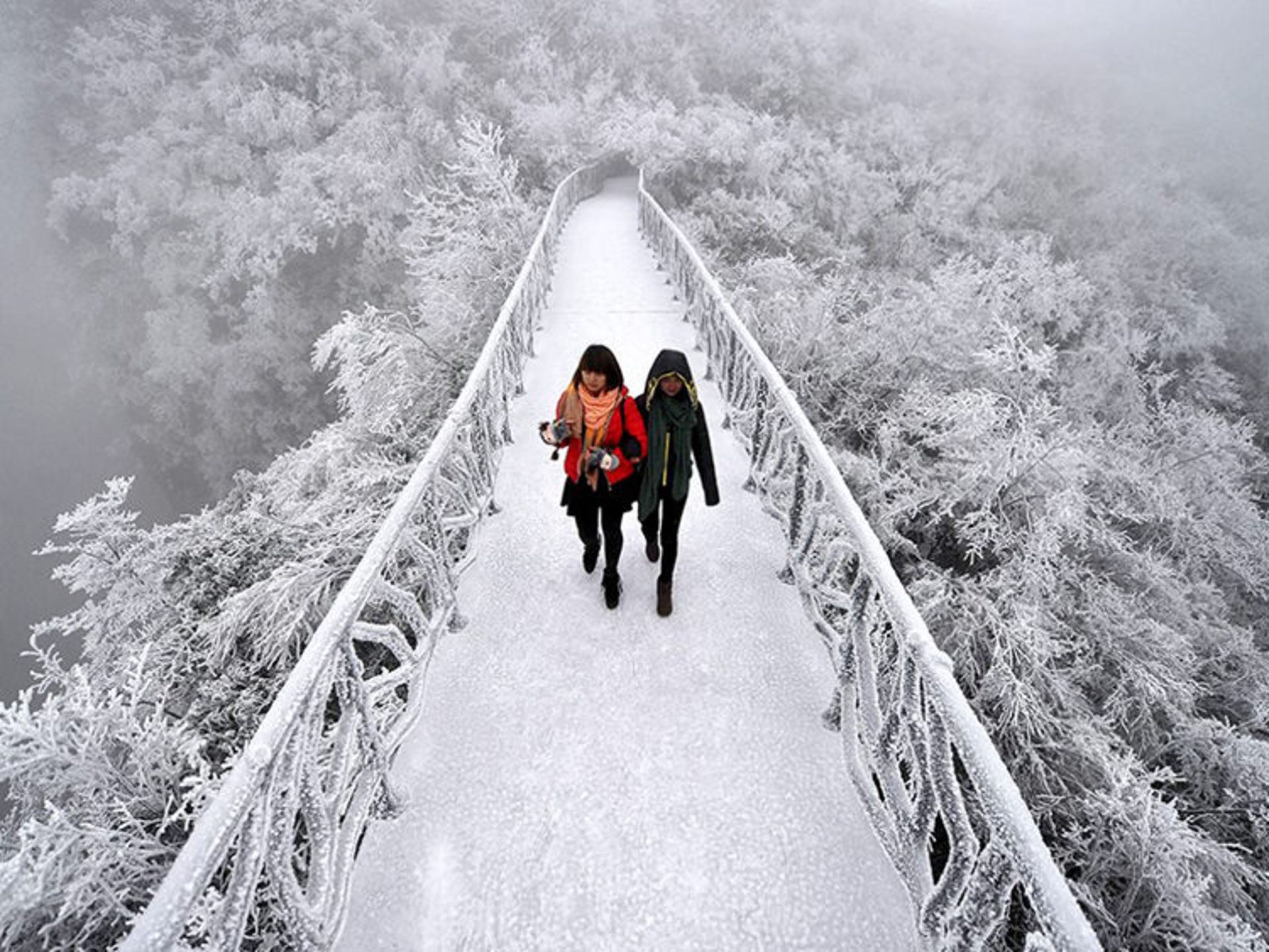 2015-07-tianmen-1