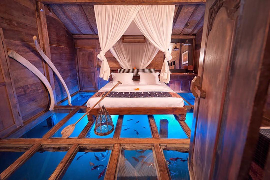2015-07-unusual-themed-hotels-13__880