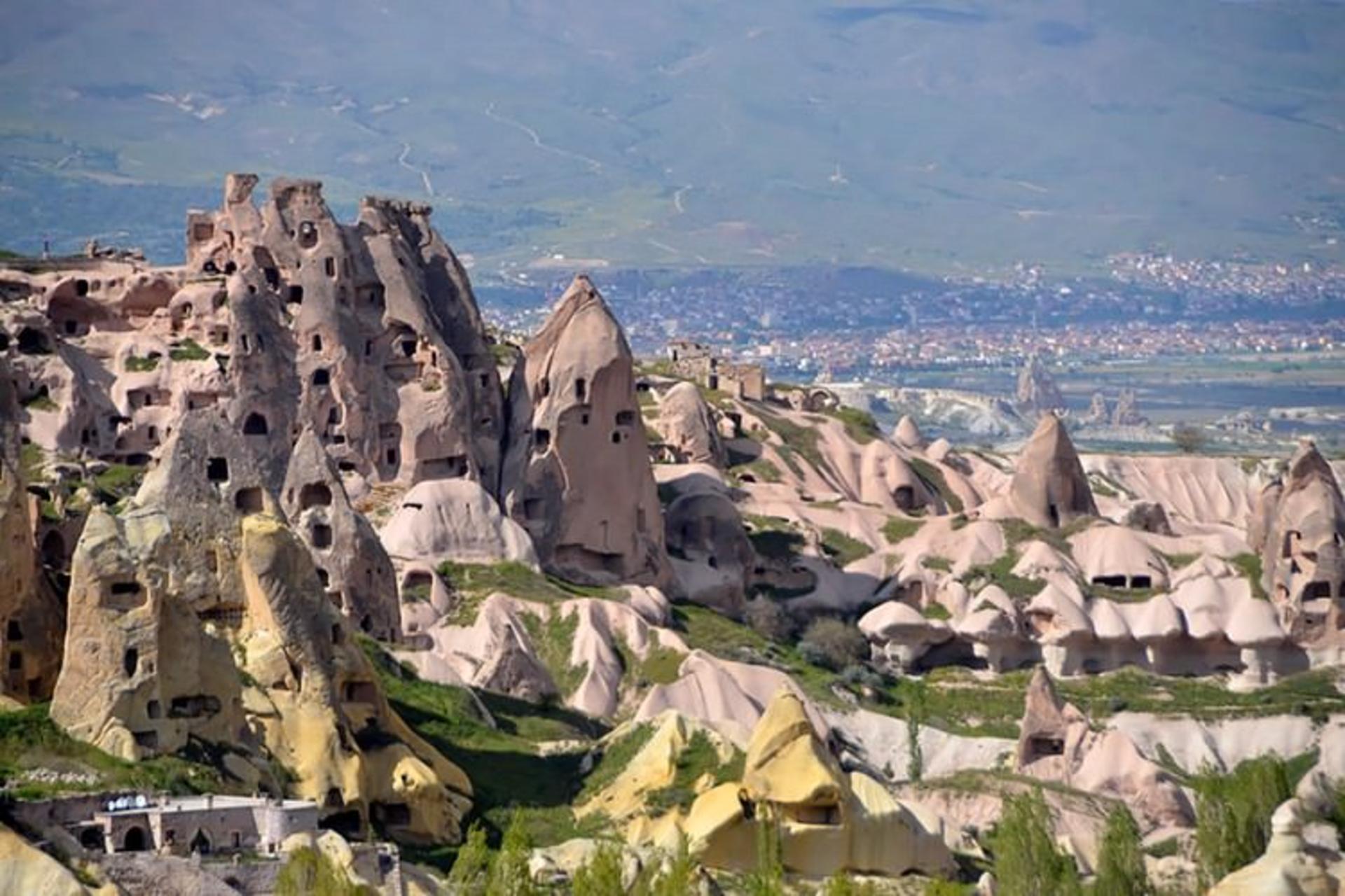 2015-07-unusual-themed-hotels-21-1__880