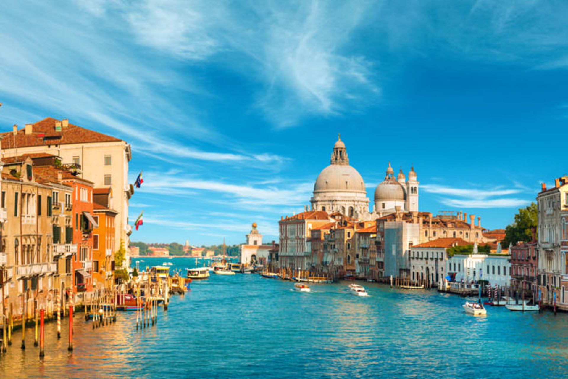 2015-07-venice-at-the-morning