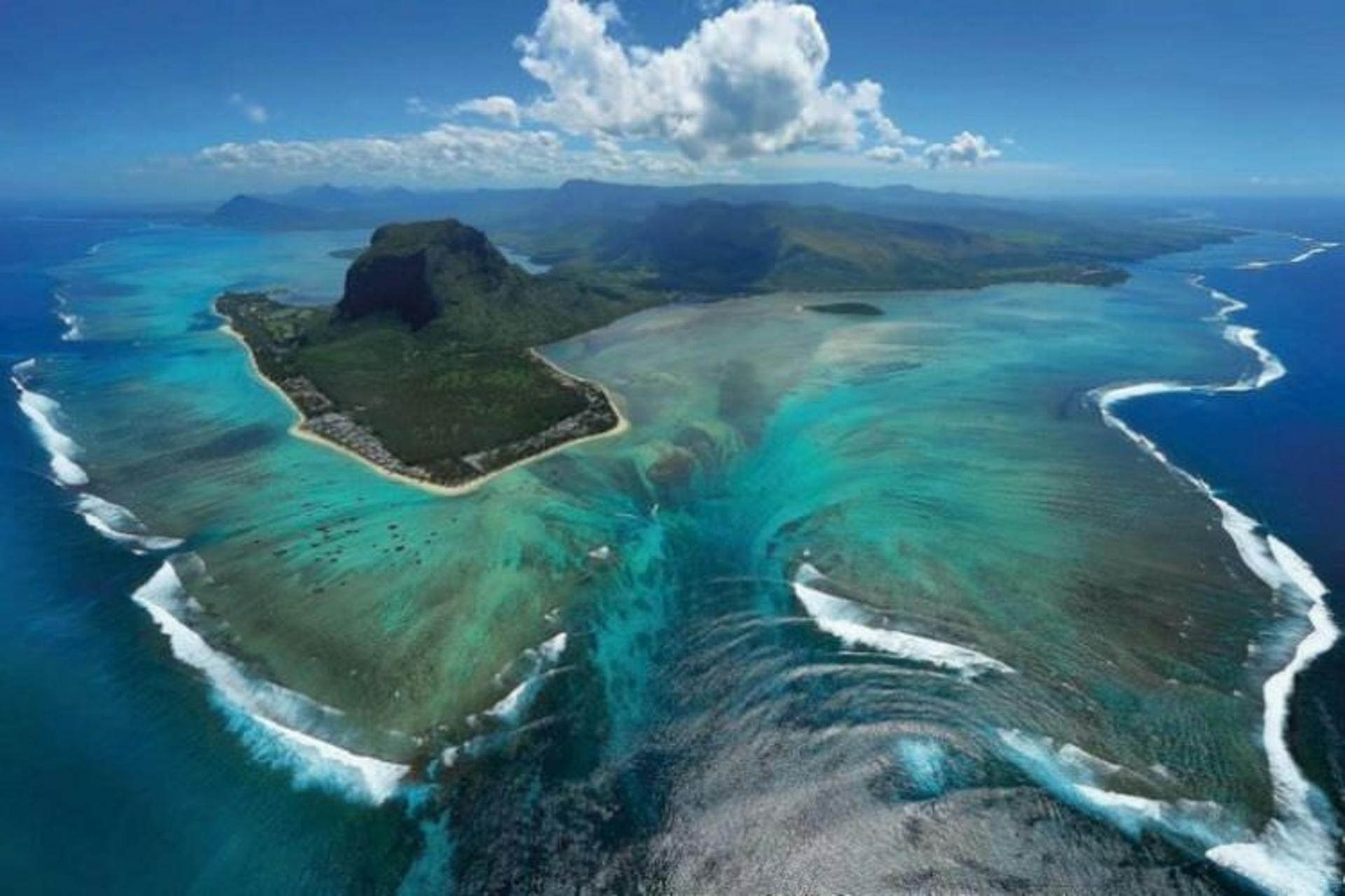 2015-07-wpid-aquatic_mauritius4