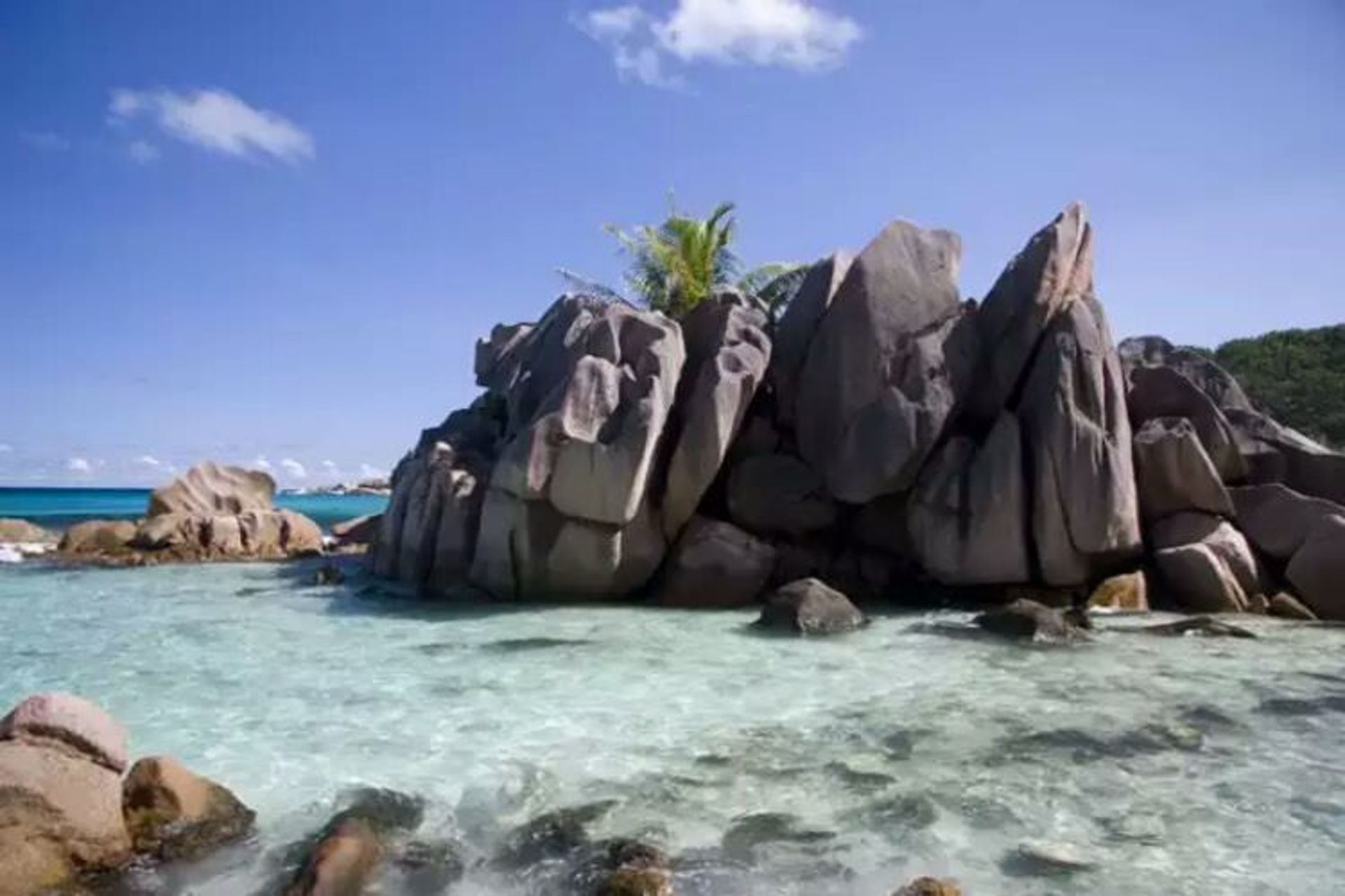 2015-07-wpid-beaches_seychelles2