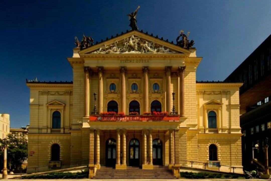 2015-07-wpid-opera_prague