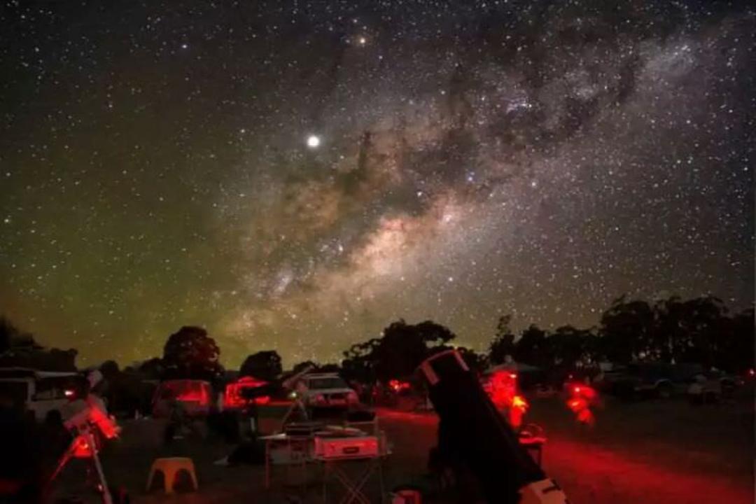 2015-07-wpid-stars_wiruna