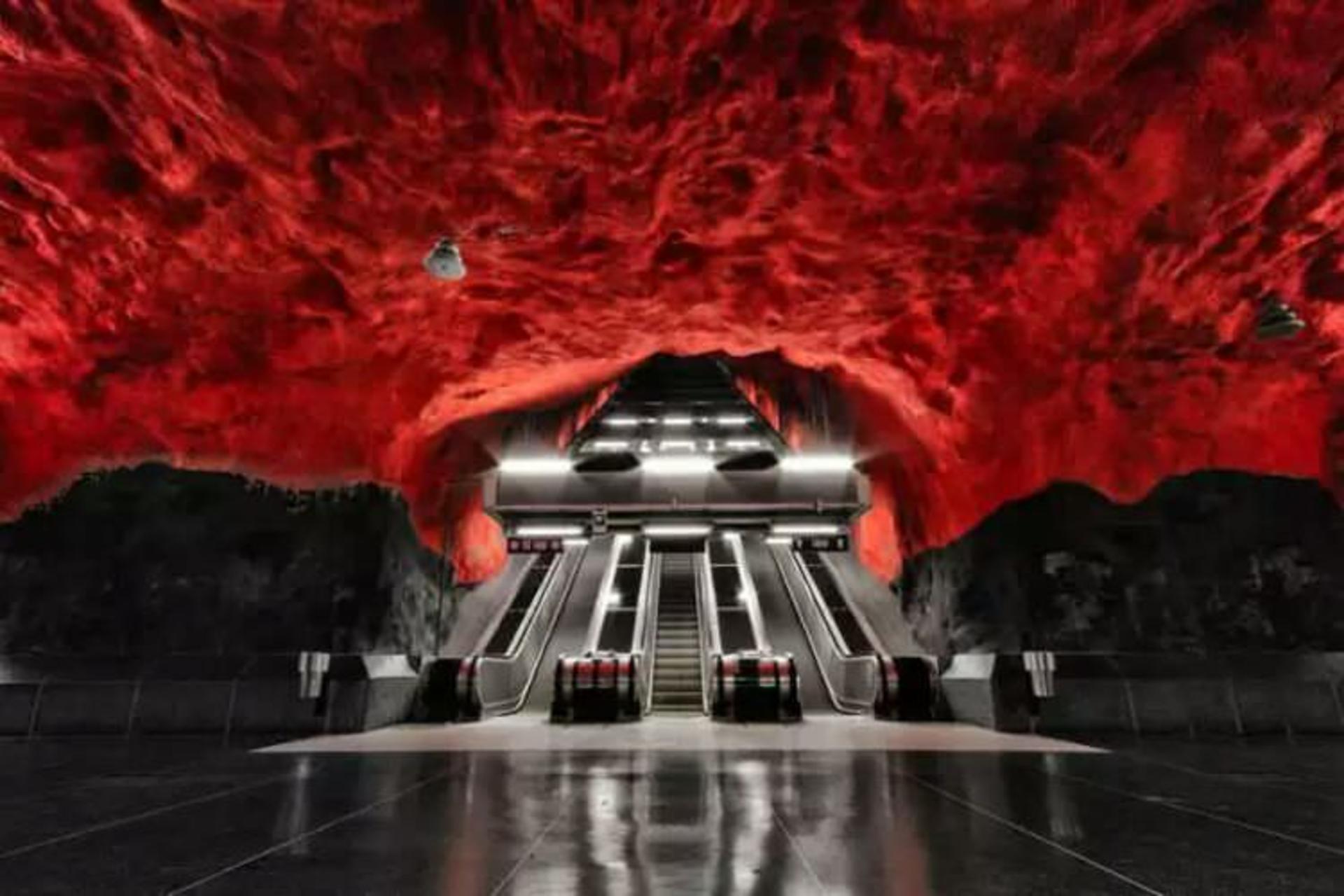 2015-07-wpid-underground_stockholm