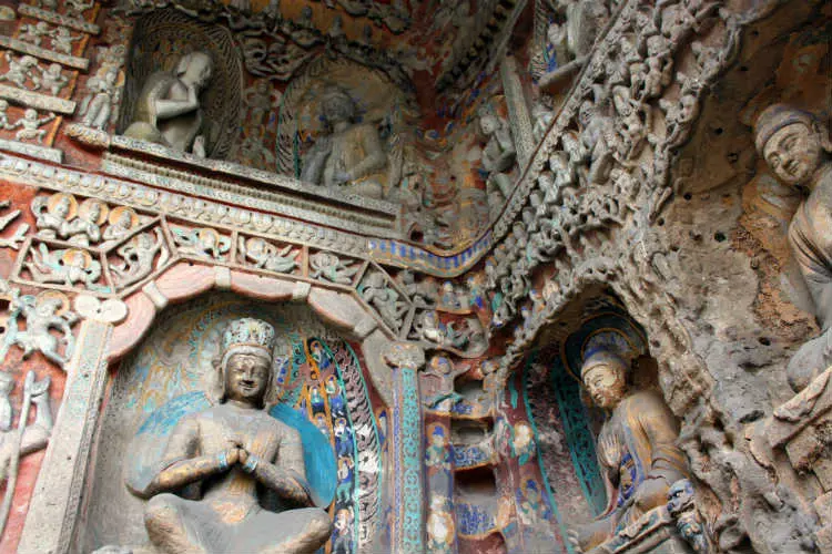 2015-07-yungang-grottoes