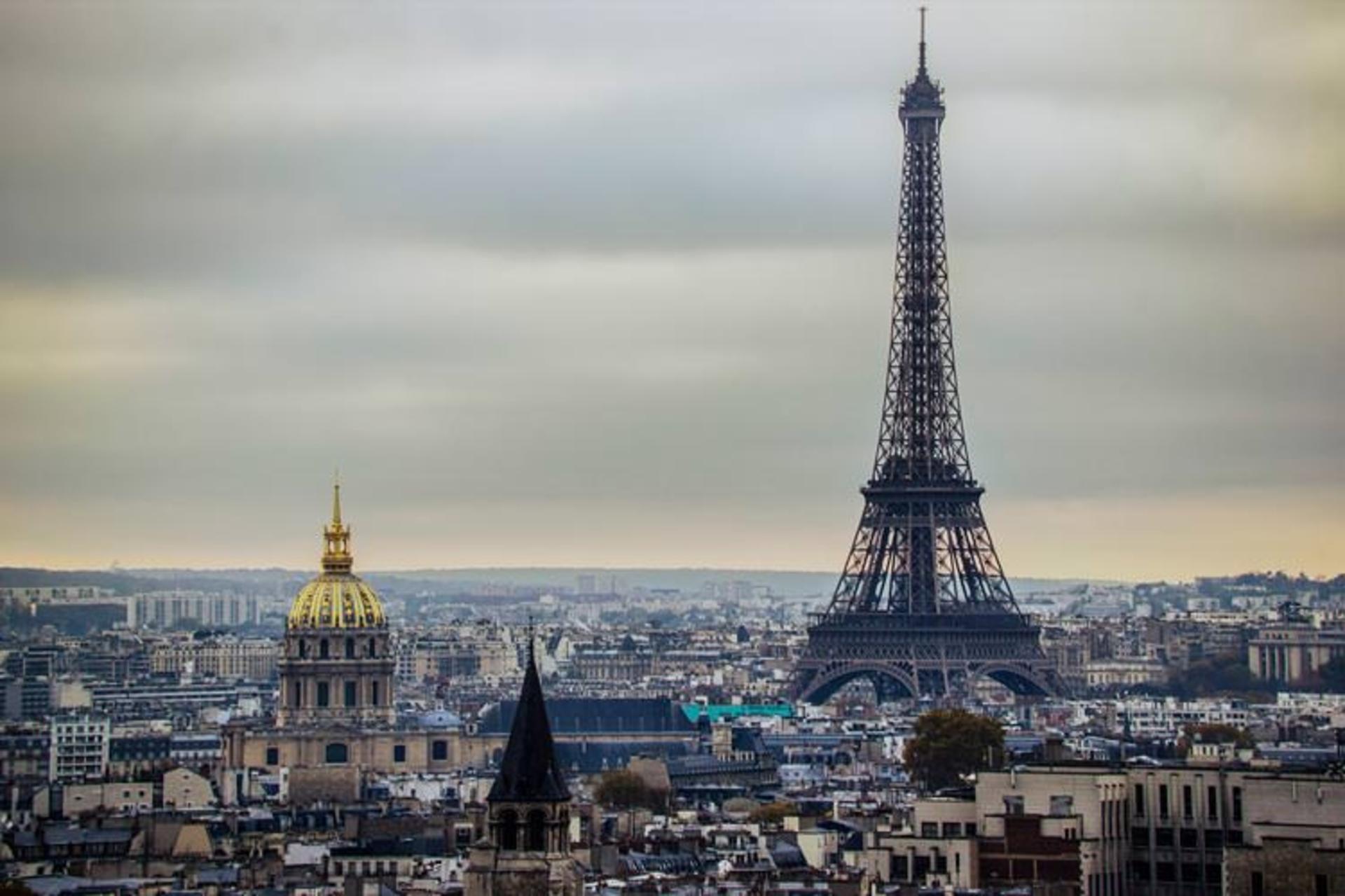 2015-08-20140602122905-paris