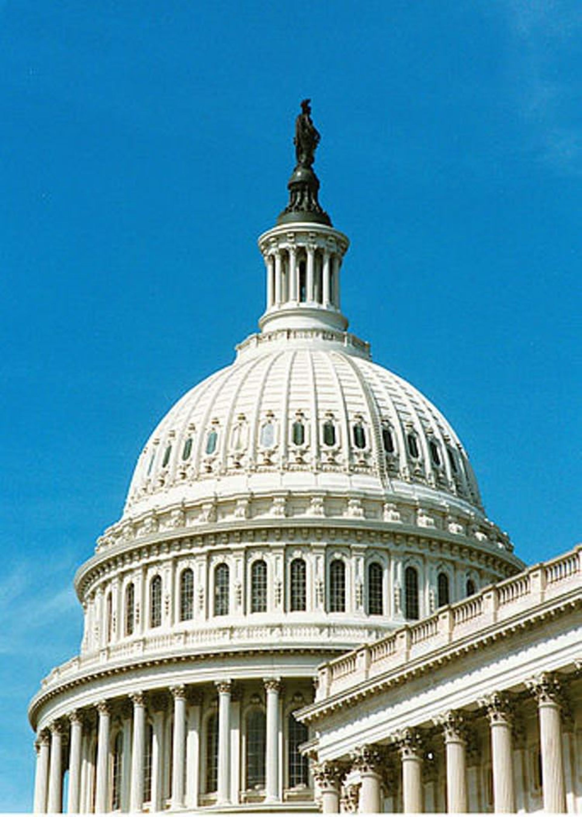 2015-08-342px-united_states_capitol_dome_daylight