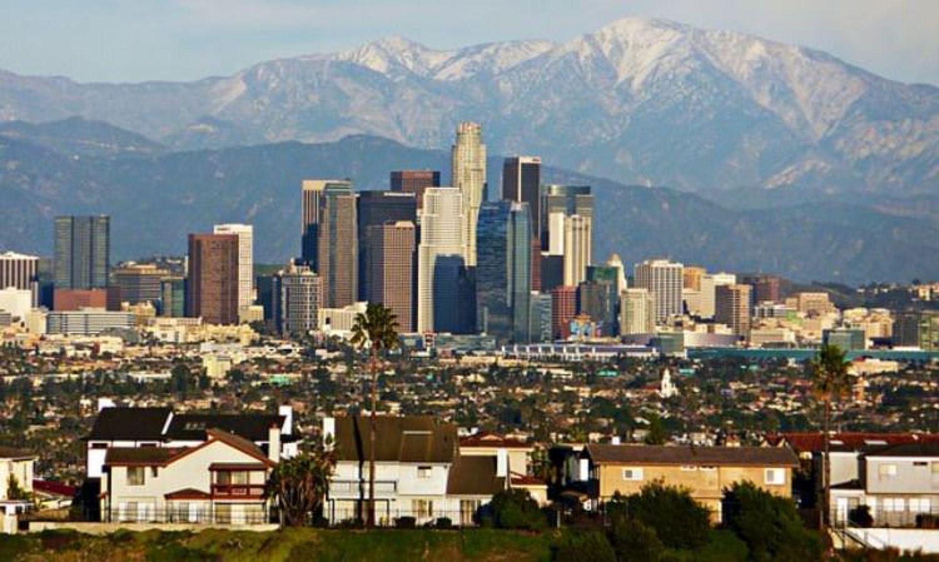 2015-08-640px-los_angeles_skyline_telephoto