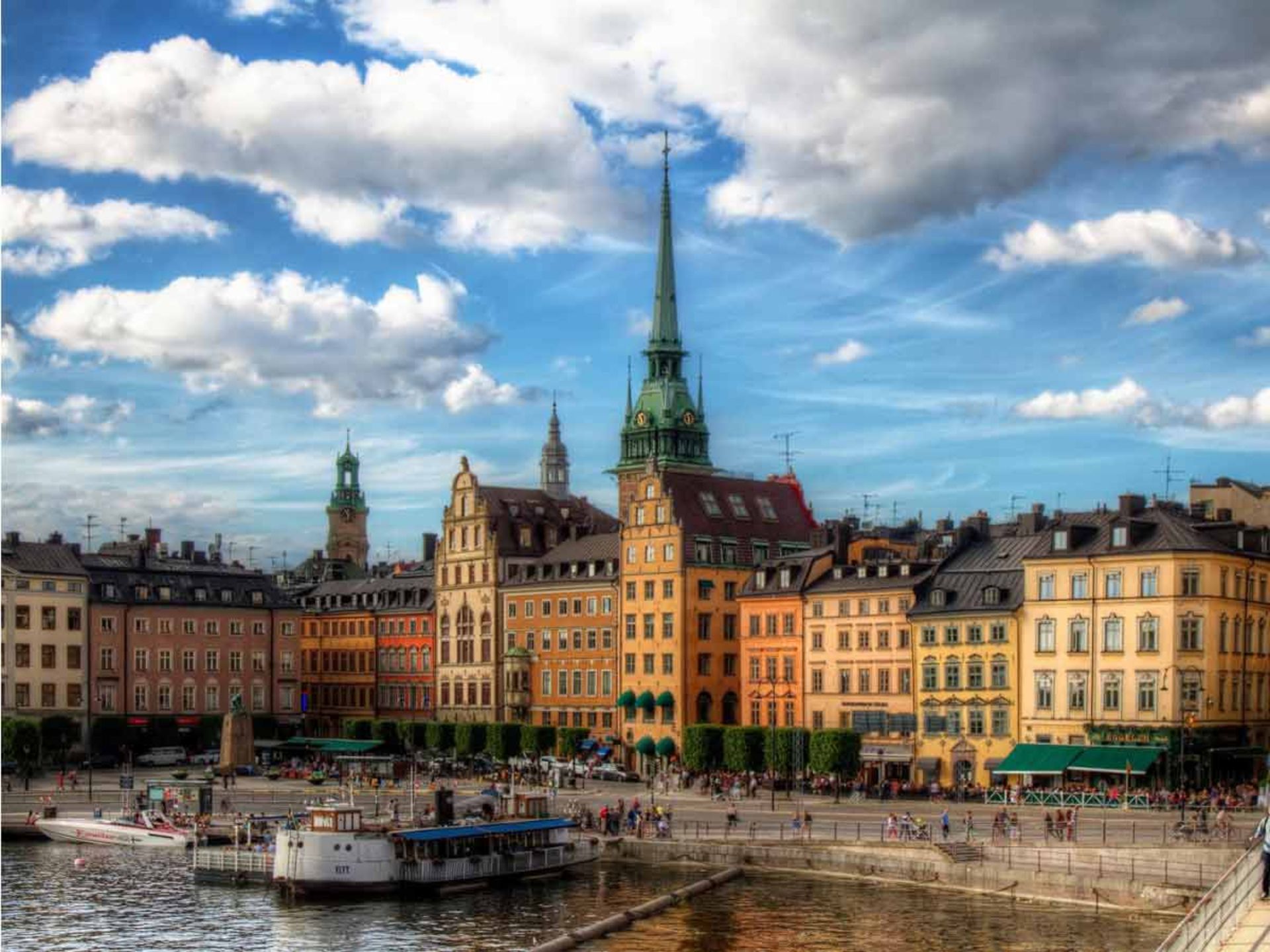 2015-08-8-swedenaverage-spending-per-international-tourist-987.jpg12