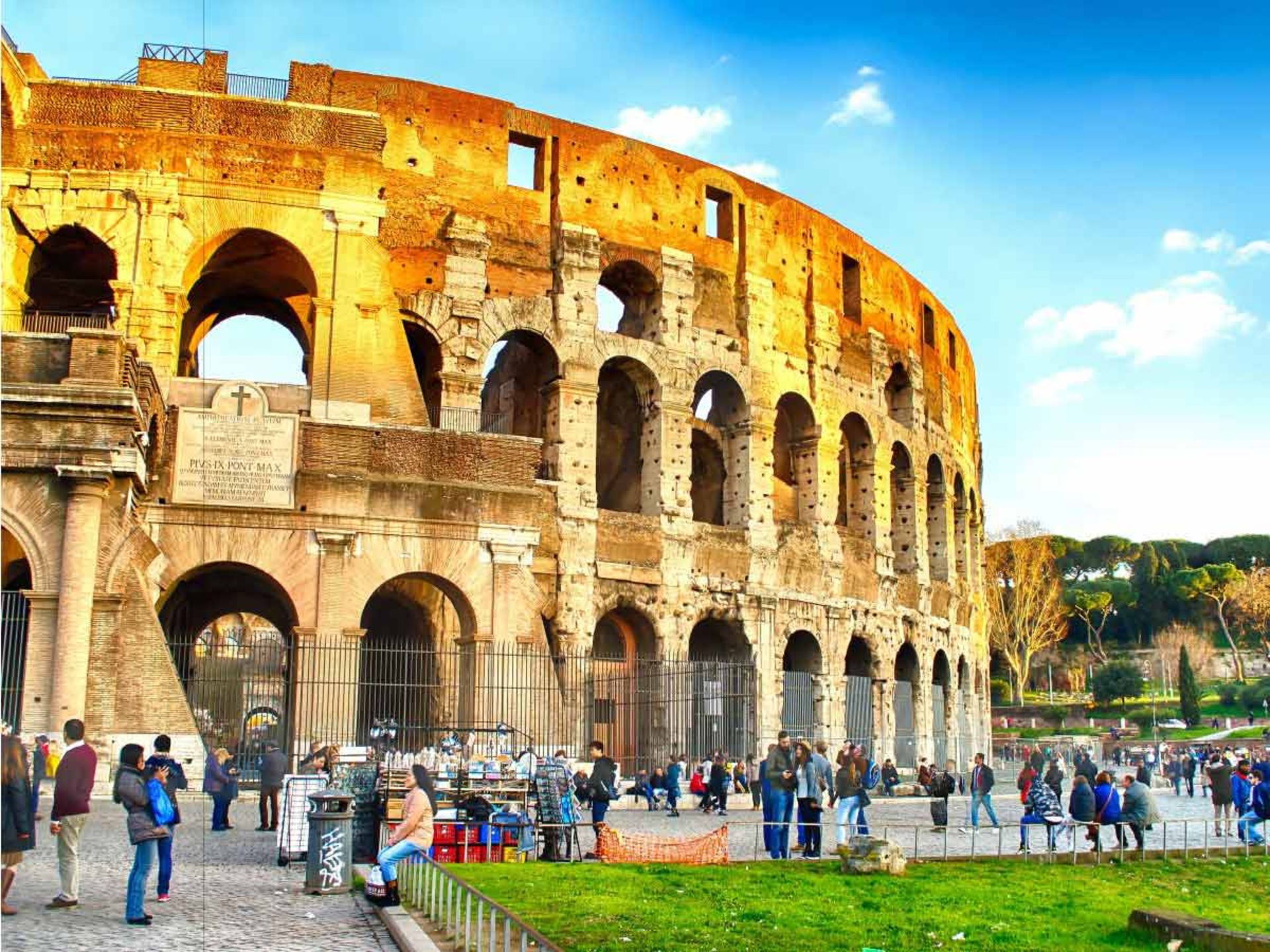 2015-08-9-italyaverage-spending-per-international-tourist920.jpg15