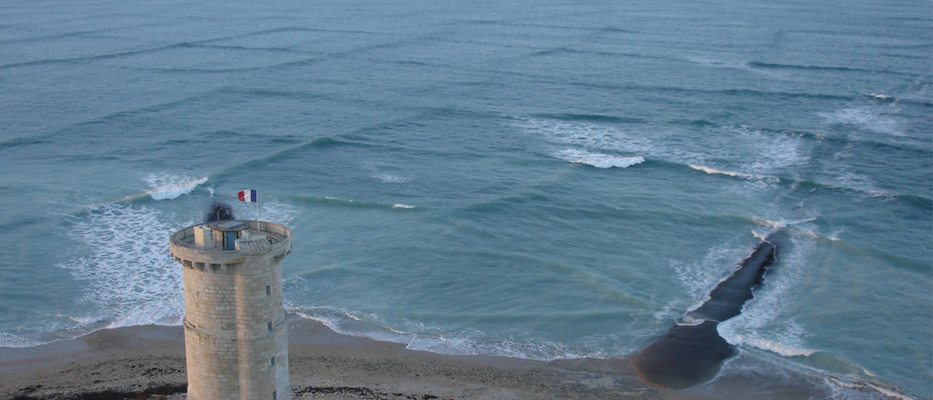 2015-08-cross-sea.jpg15