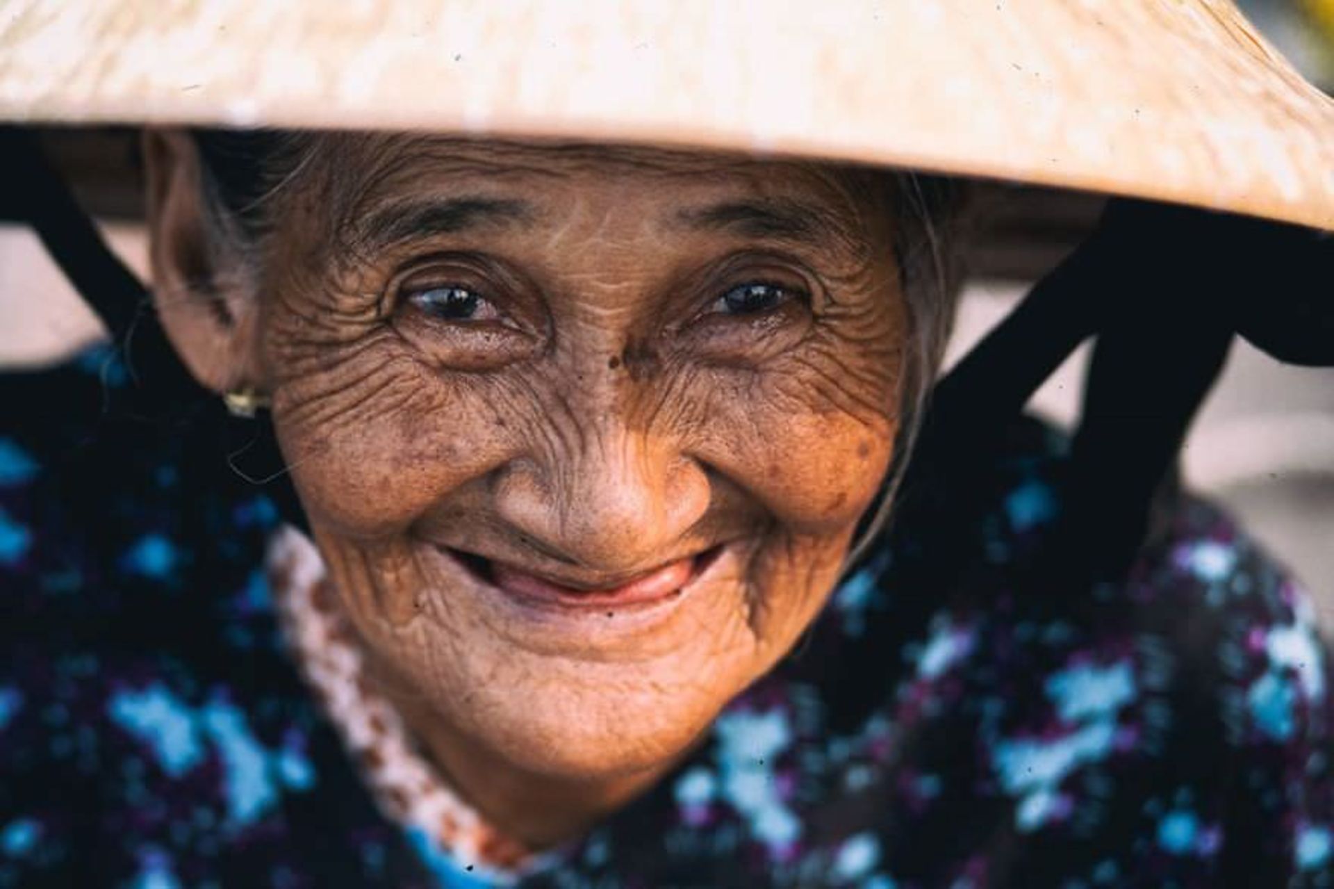 2015-08-eyes-are-windows-of-the-soul22__880