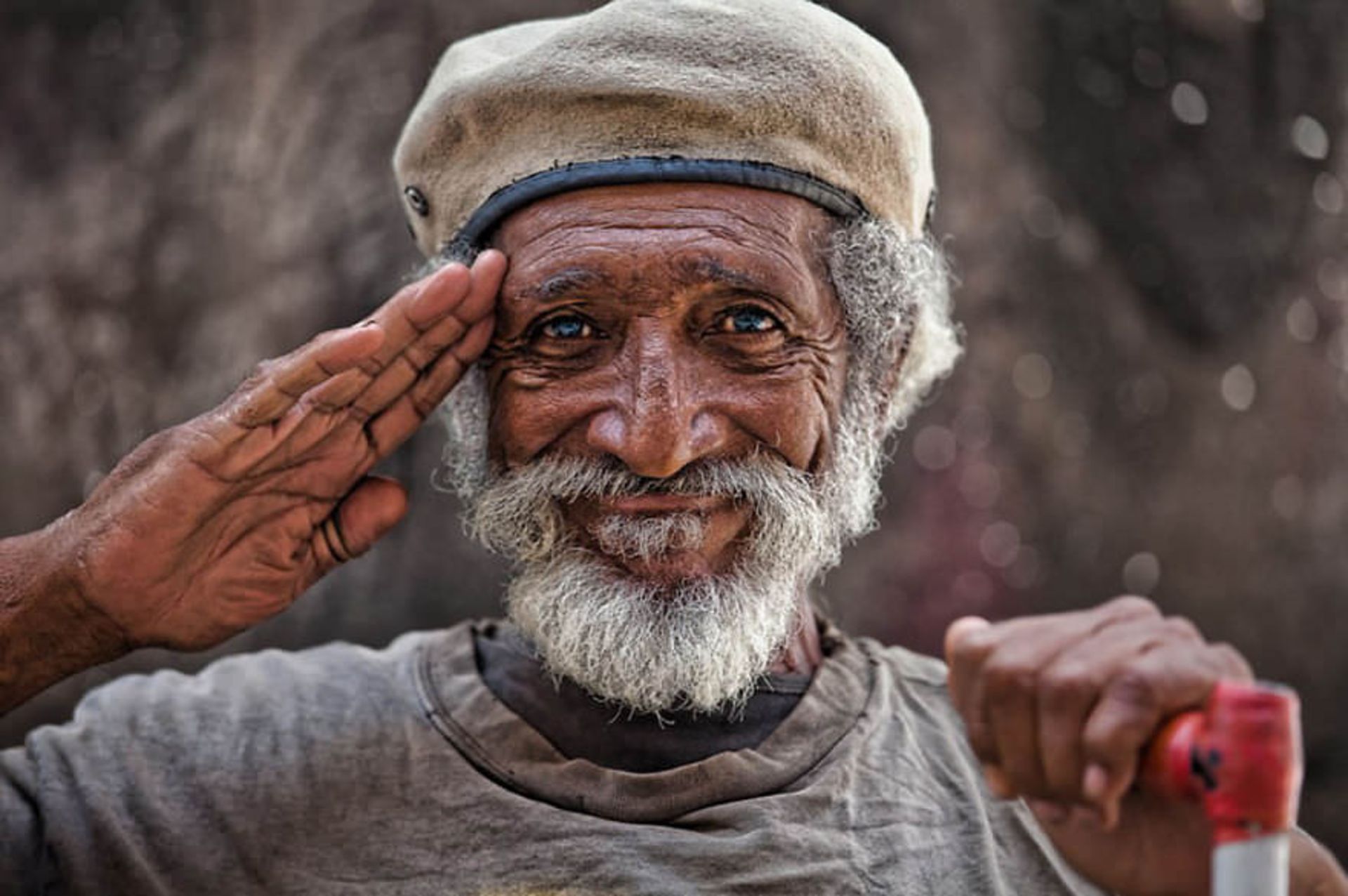 2015-08-eyes-are-windows-of-the-soul7__880