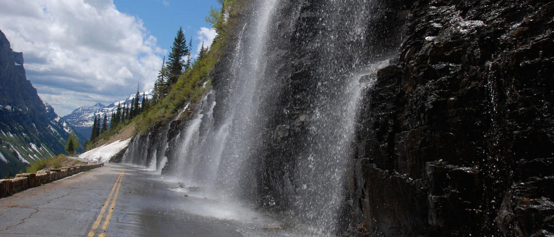 2015-08-glacier_goingtothesunroad_beckylomax
