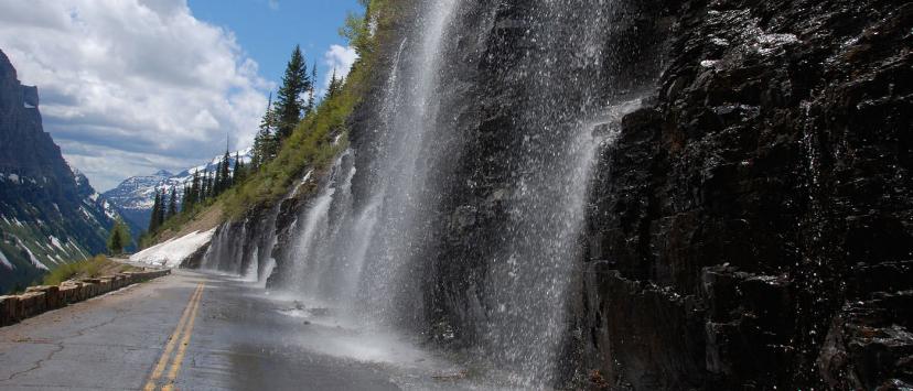 2015-08-glacier_goingtothesunroad_beckylomax
