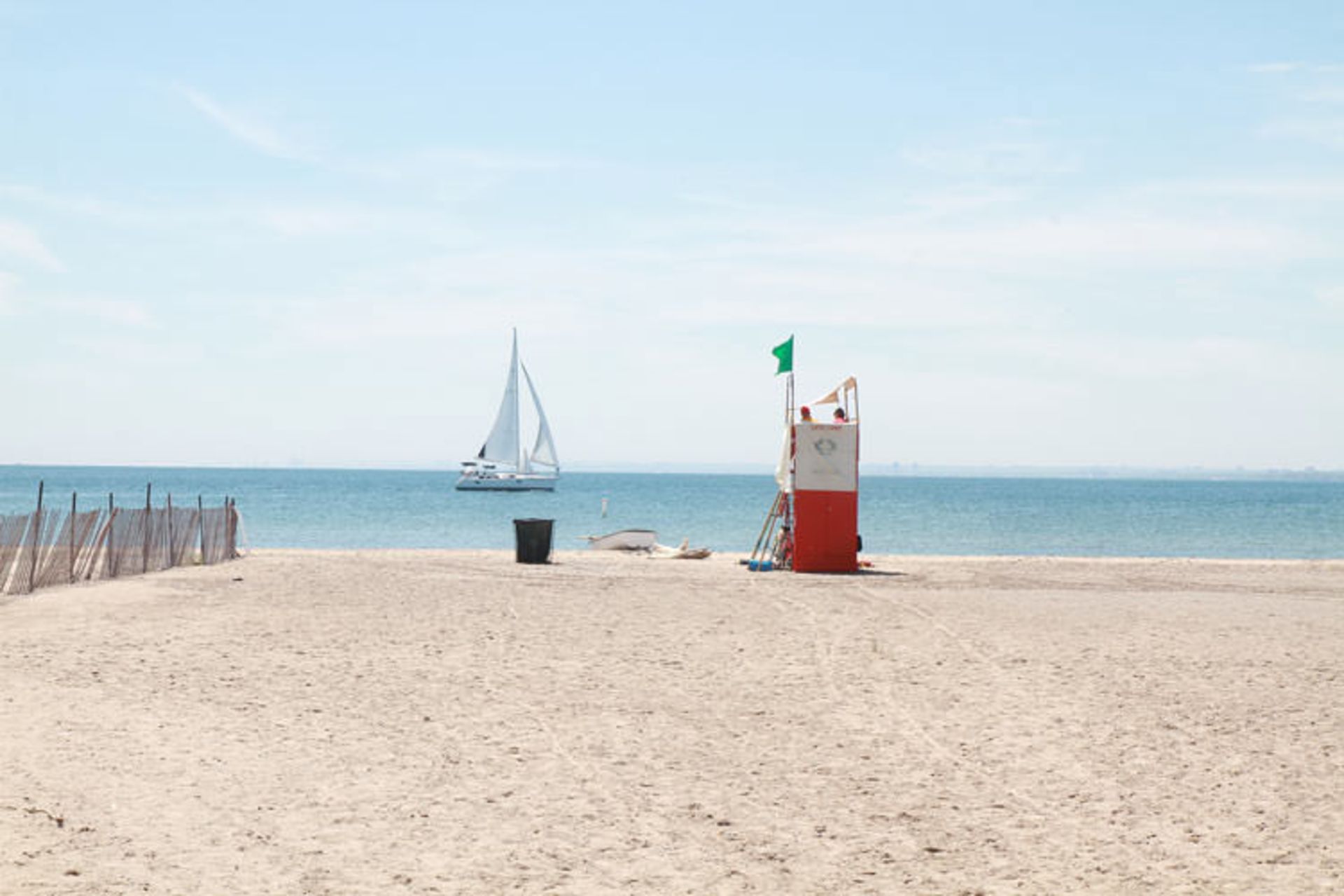 2015-08-hanlans.point_.beach_.original.214507