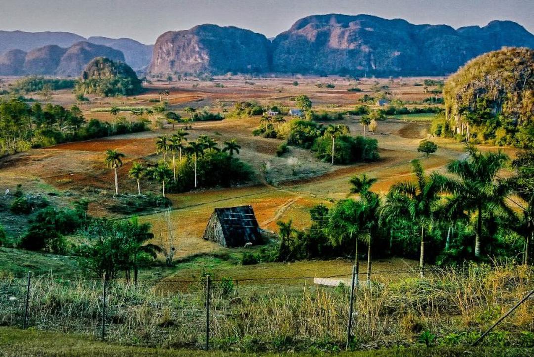 2015-08-hotel-los-jardines-vinales-cuba