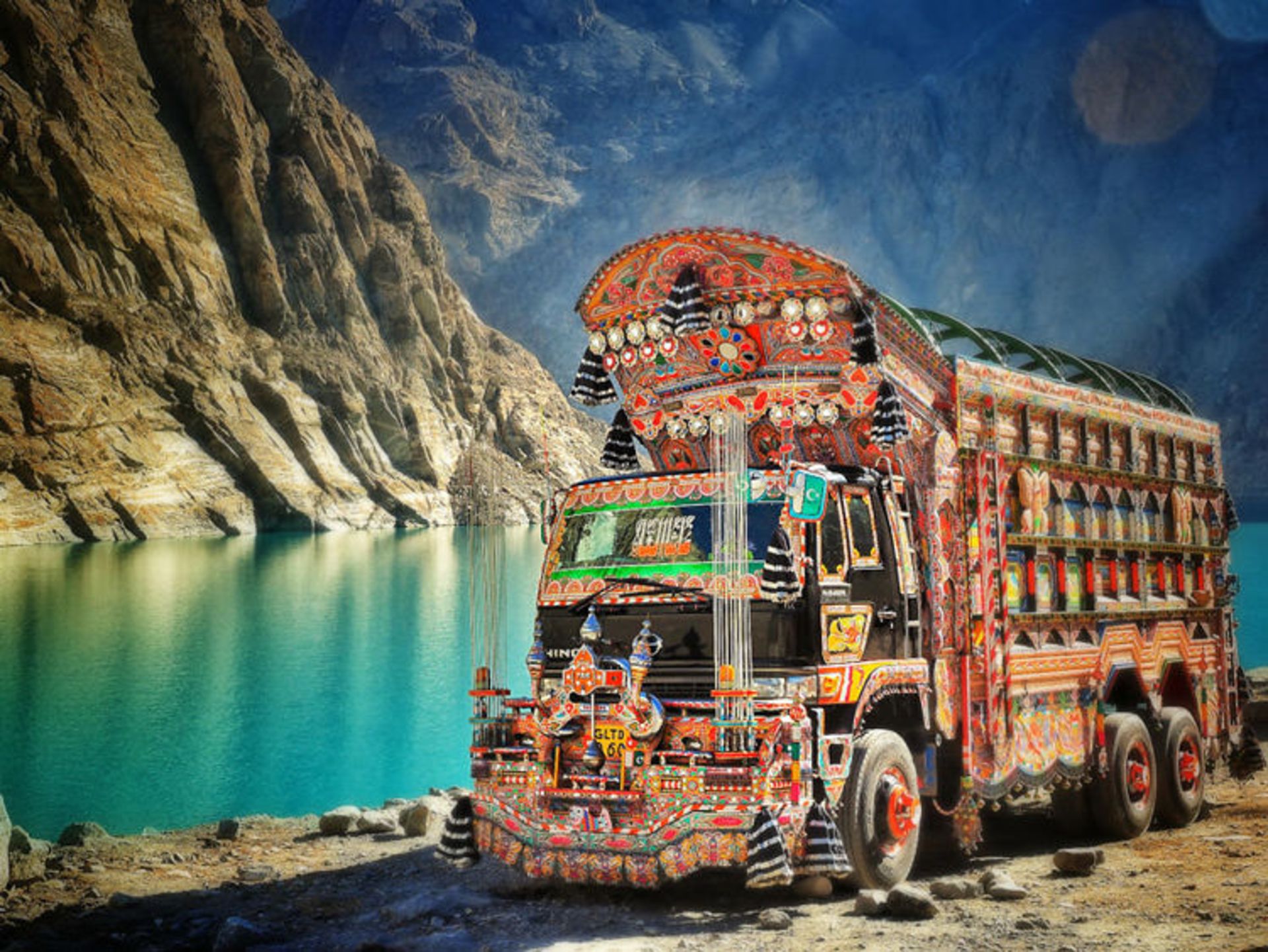 2015-08-i-traveld-around-the-world-times-heres-some-of-the-untouristy-beauty-of-the-world1__880