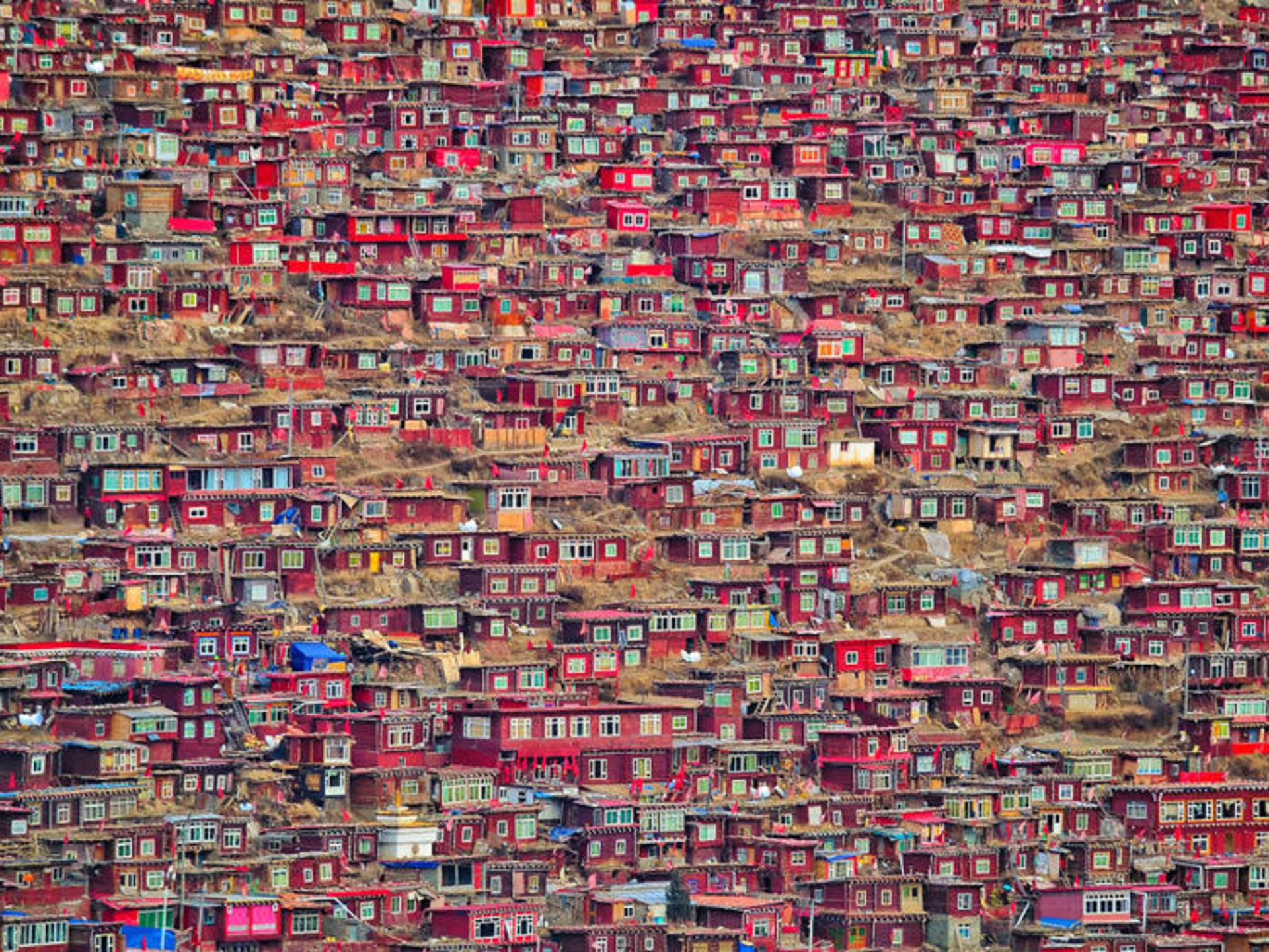 2015-08-i-traveld-around-the-world-times-heres-some-of-the-untouristy-beauty-of-the-world7__880