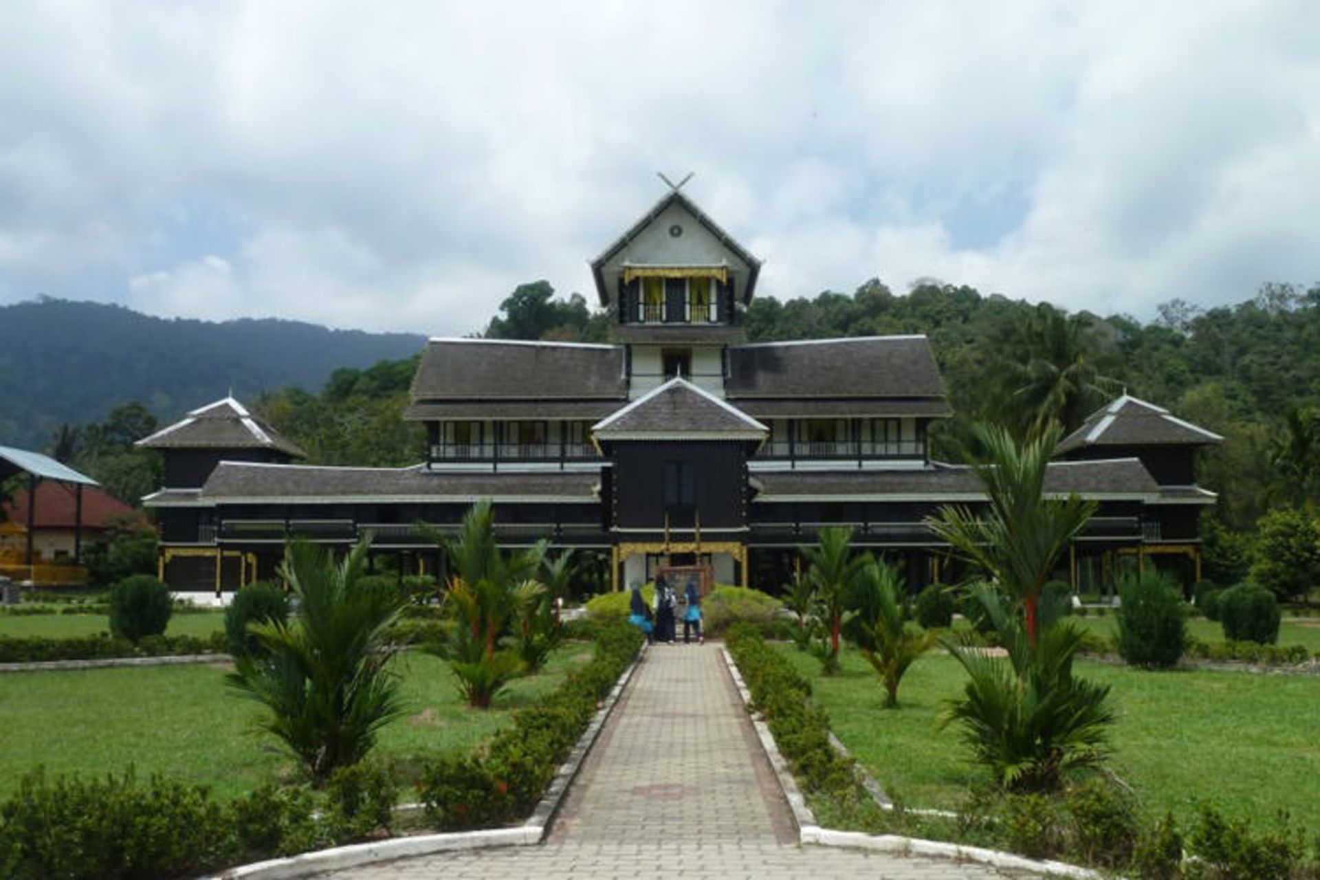 2015-08-malay12