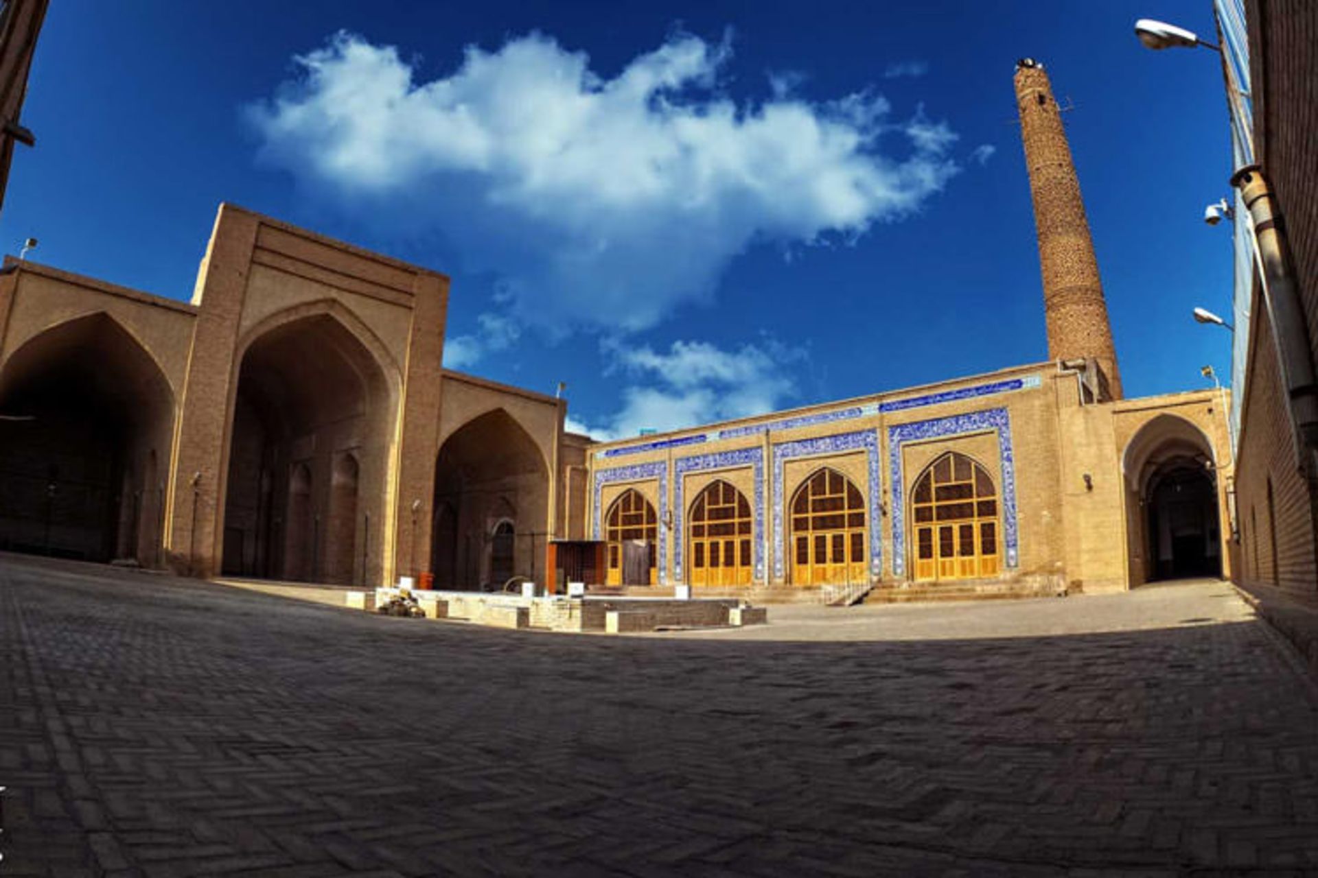 2015-08-masjed-e-jame1